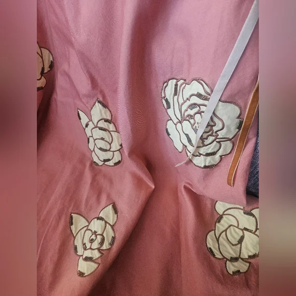 Gorgeous Vintage Beaded Pink Flower Skirt. Large. - Picture 4 of 8